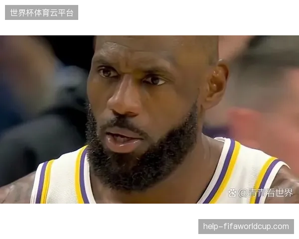 德克兰·赖斯攻防两端统治级表现，成为阿尔特塔战术板上的关键棋子